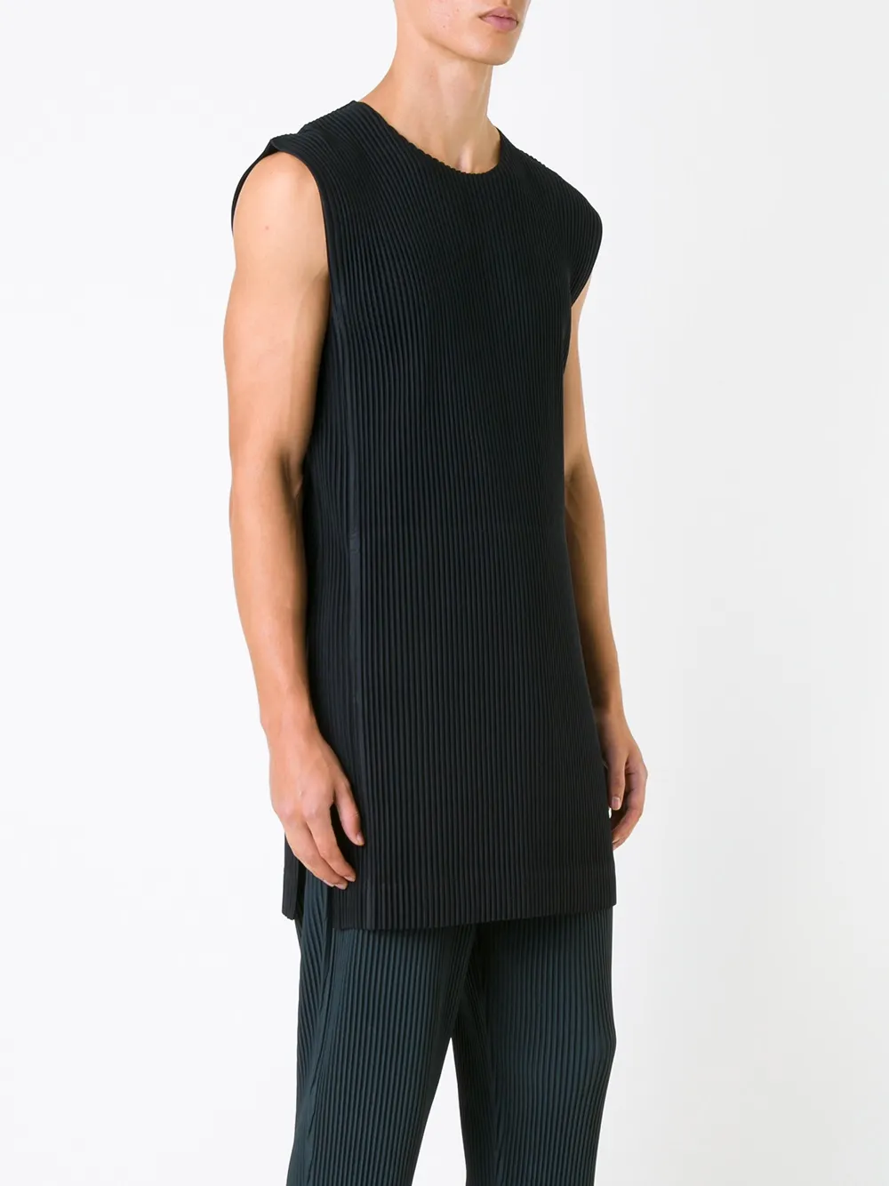 Homme Plissé Issey Miyake pleated long tank top Zwart