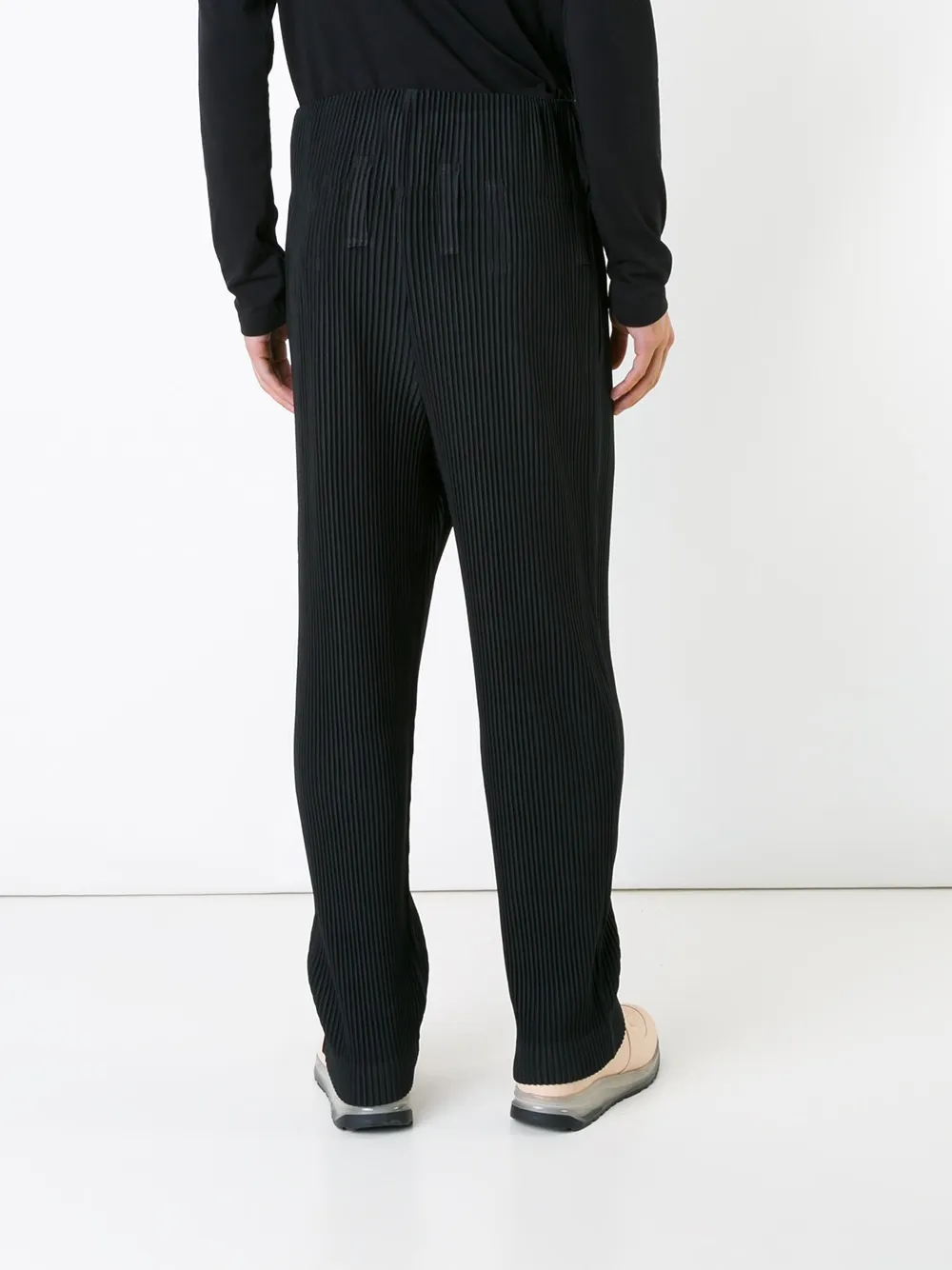 Homme Plissé Issey Miyake drop-crotch pleated trousers Zwart