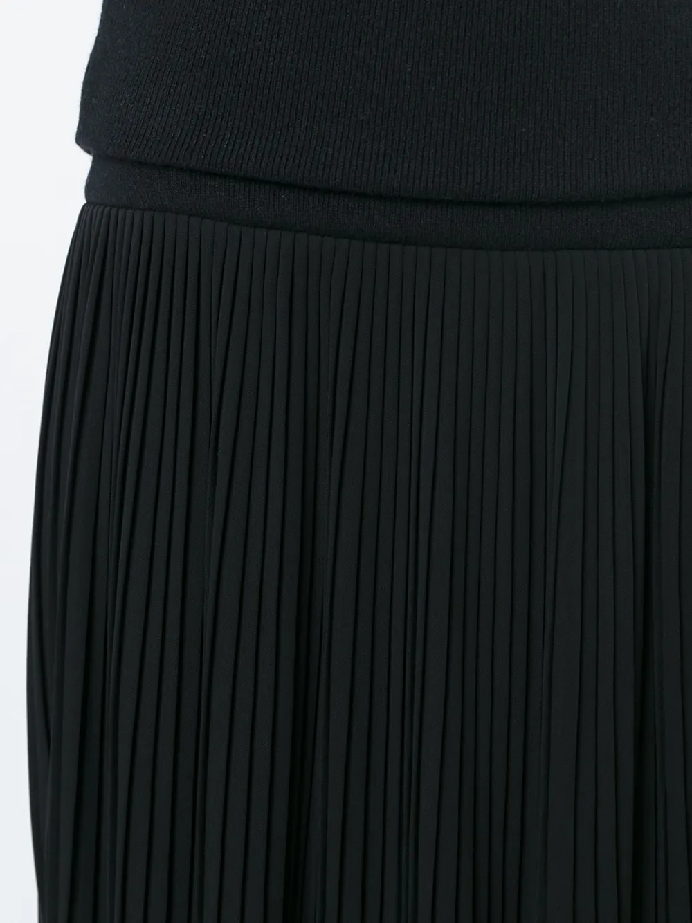 Givenchy pleated knee length skirt Zwart
