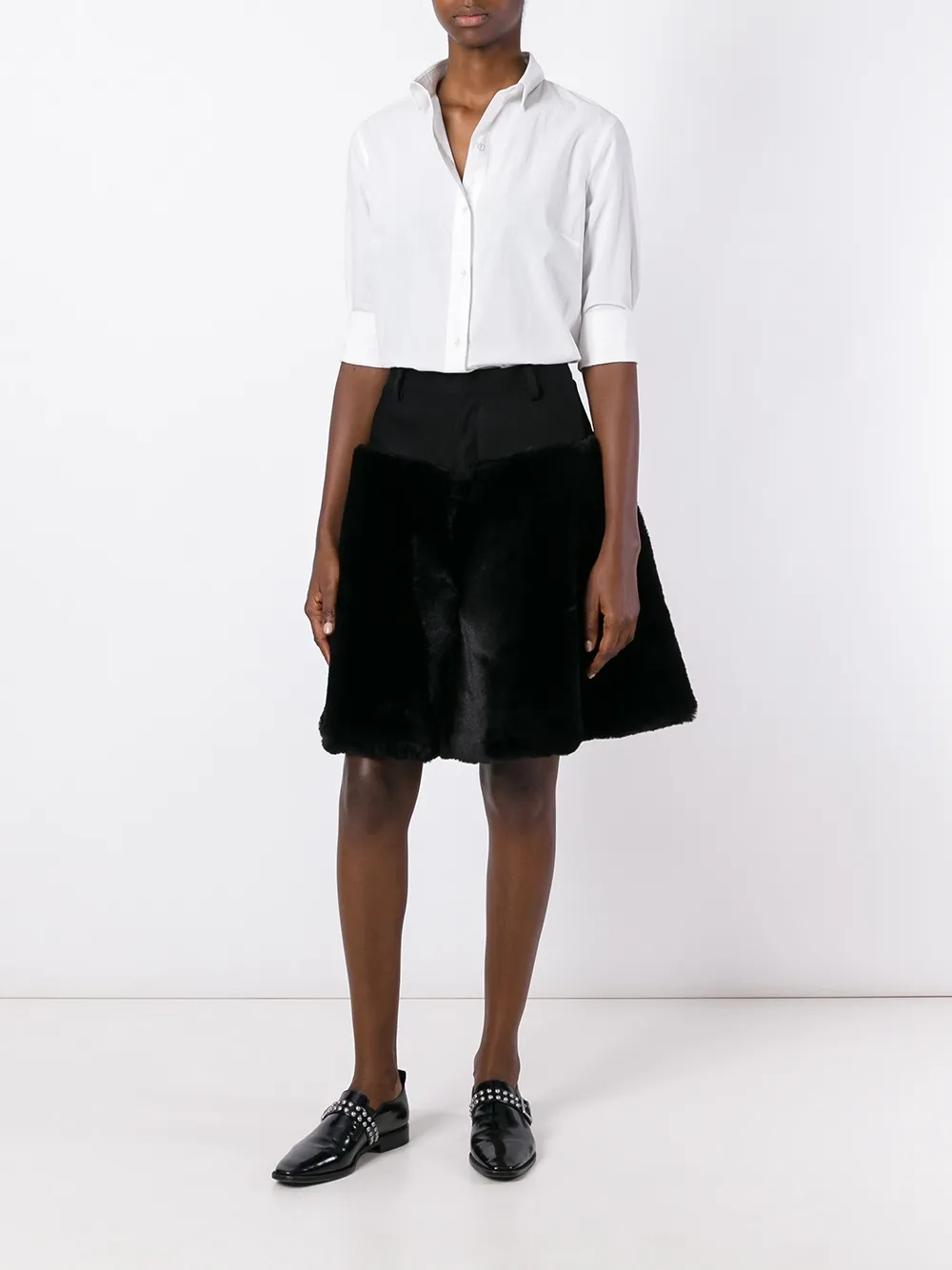 Noir Kei Ninomiya synthetic fur skirt Zwart
