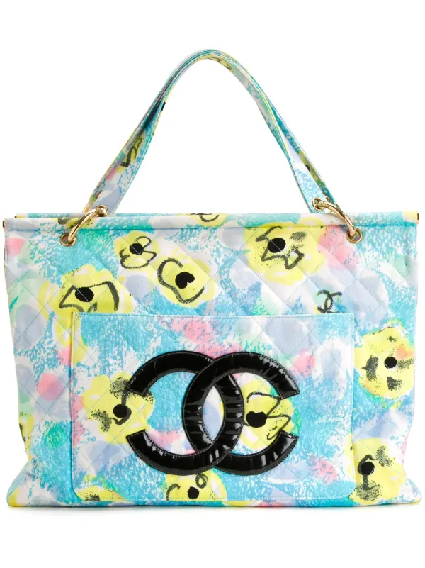 Chanel Pre-owned CC Floral Hand Bag in Blue