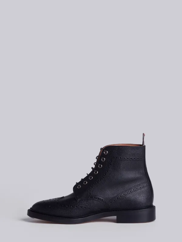 Wingtip Boot In Black Pebble Grain