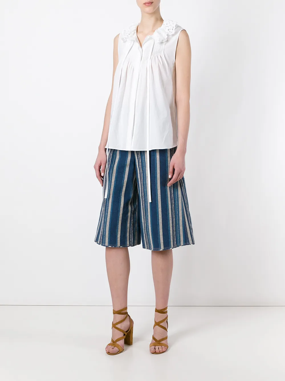 Image 2 of Chloé broderie anglaise collar blouse