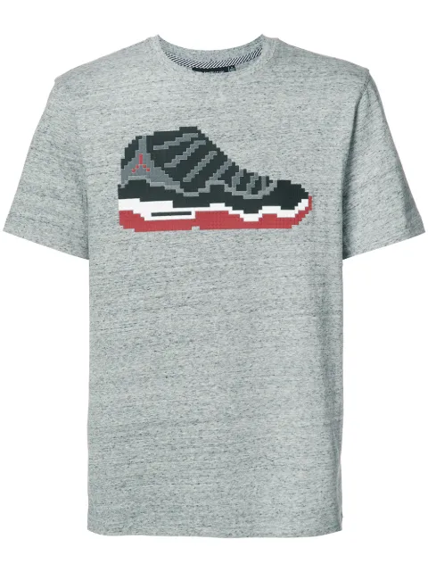 Mostly Heard Rarely Seen 8-Bit sneaker T-shirt 