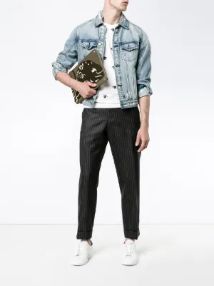 VALENTINO GARAVANI ブラックビジネスバッグ Valentino Garavani Studded Leather Phone Bag | Black | FARFETCH