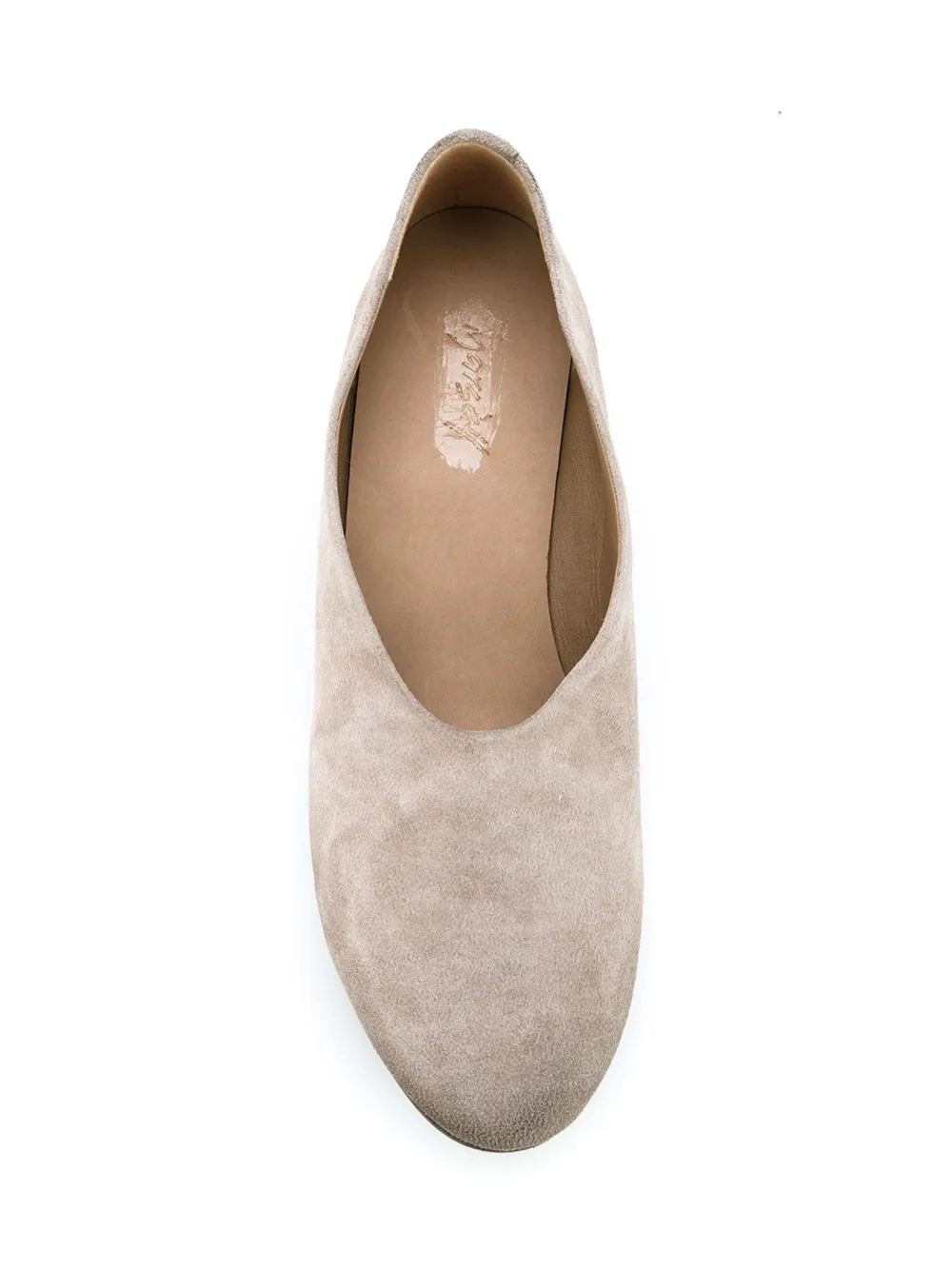 杏仁形鞋头高跟鞋