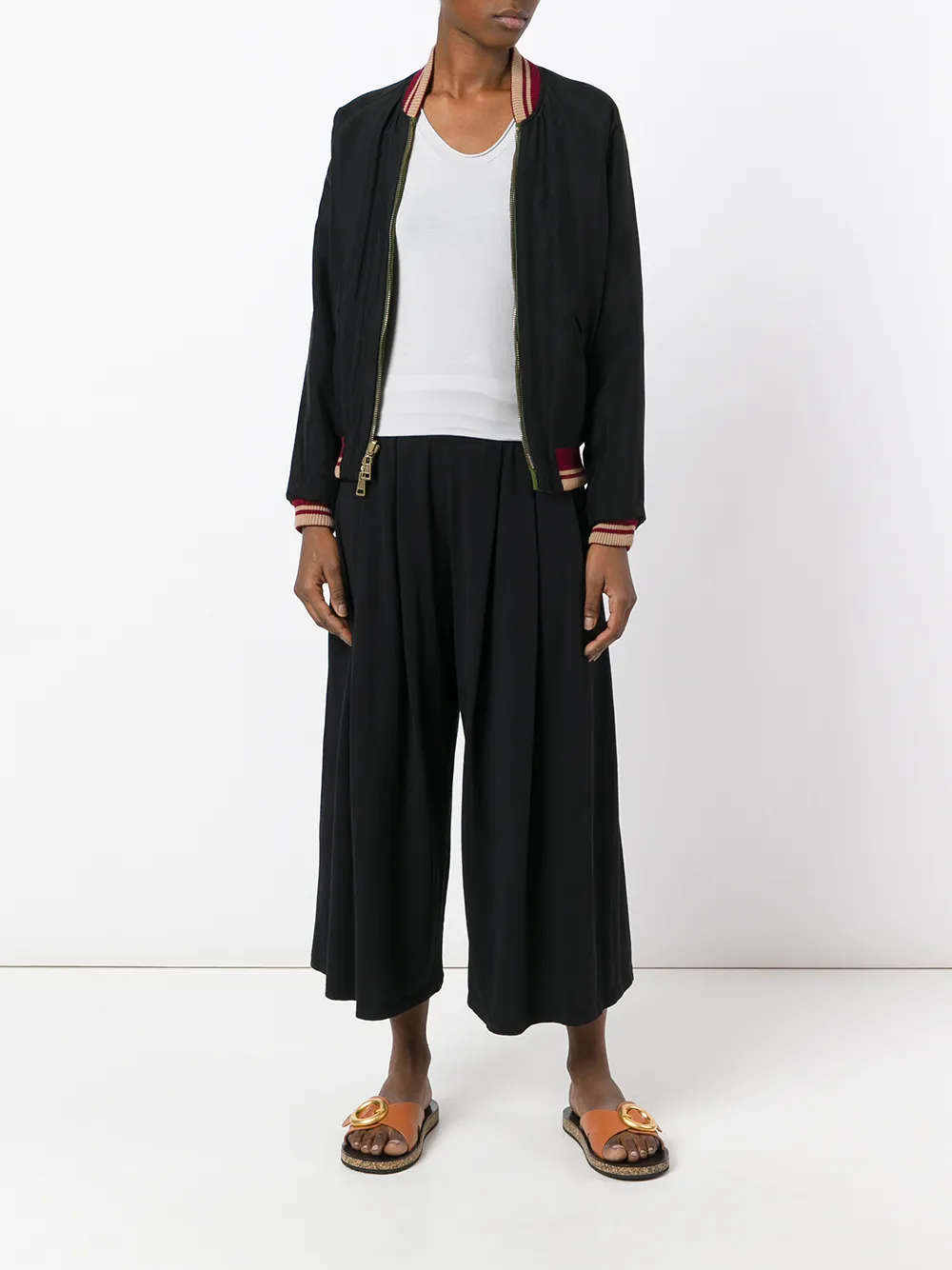  Labo Art Pleated Crop Trousers - Black 