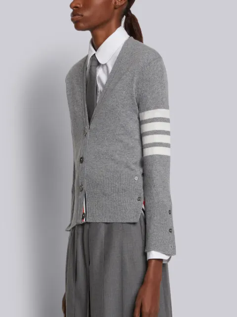 クラシック カシミアカーディガングレー | Thom Browne 公式オンライン 