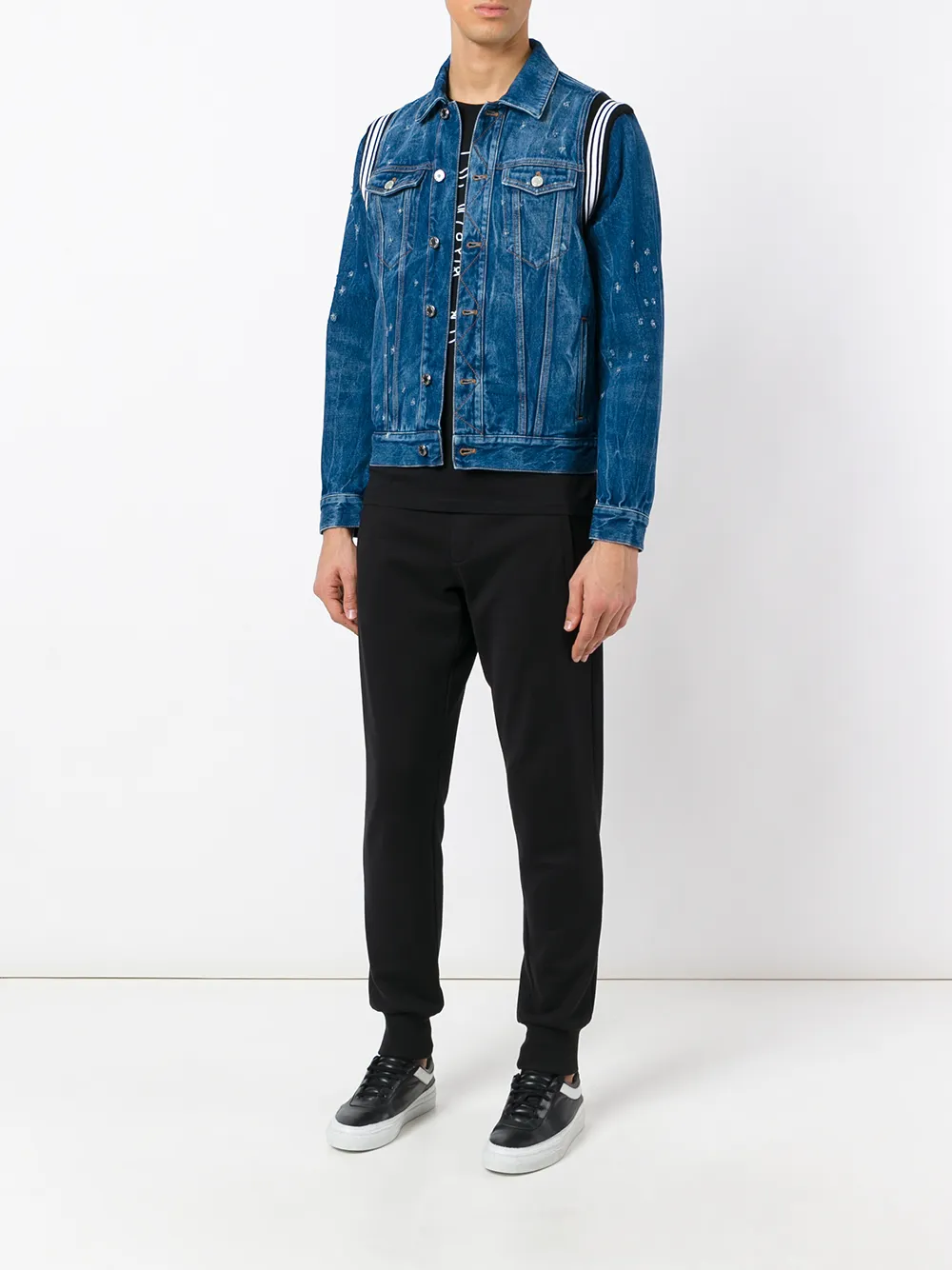  Givenchy Jeansjacke In Distressed Optik   Blau 