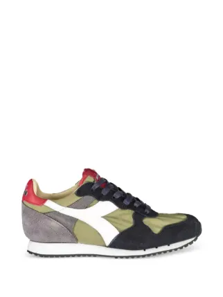 Diadora