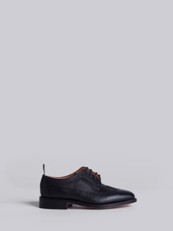 Classic Longwing Brogue Flat In Black Pebble Grain