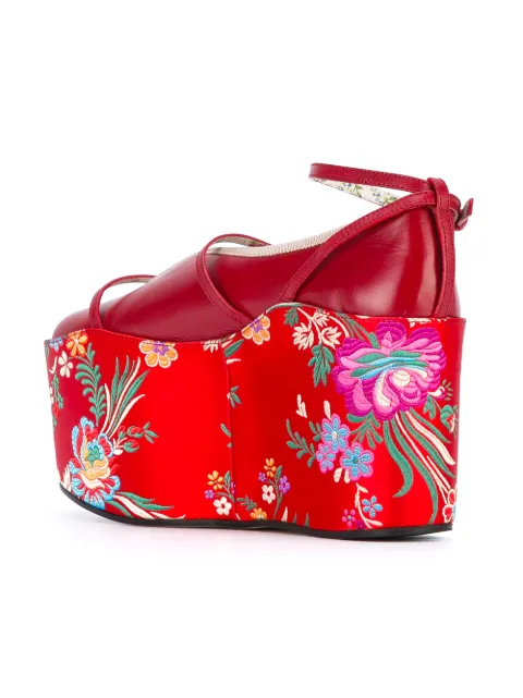 gucci ballet flats with chain