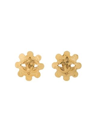 chanel daisy earrings