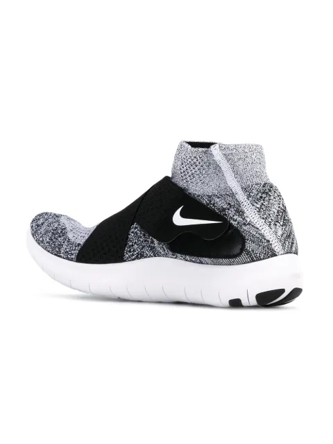 nike women's shoes with strap