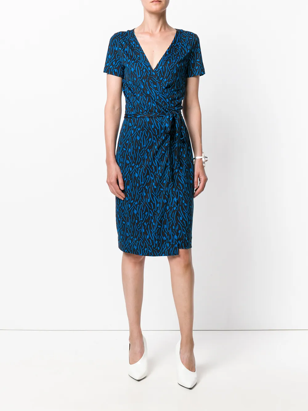 DVF Diane von Furstenberg embroidered wrap dress Zwart
