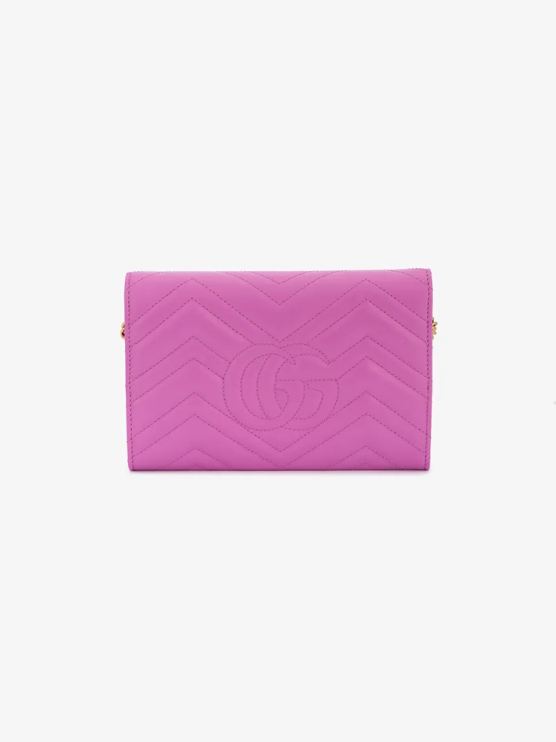 GUCCI GUCCI MARMONT CHEVRON CHAIN WALLET BAG