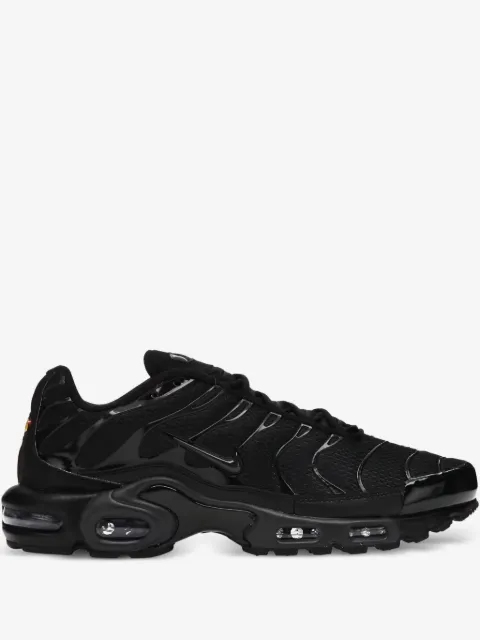 Nike Air Max Plus "Triple Black" sneakers