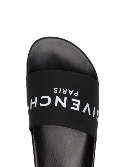 Givenchy Women's Be08209809001 Black Rubber Sandals