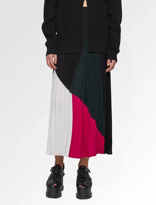 Knit Pleated Skirt