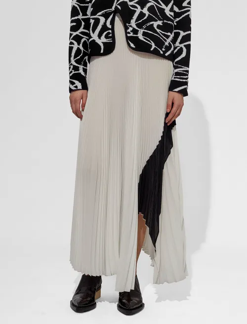 Crepe Pleated Skirt