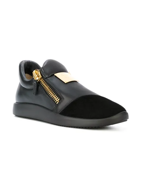 giuseppe zanotti runner