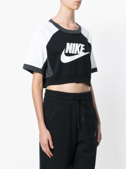 t shirt cropped nike