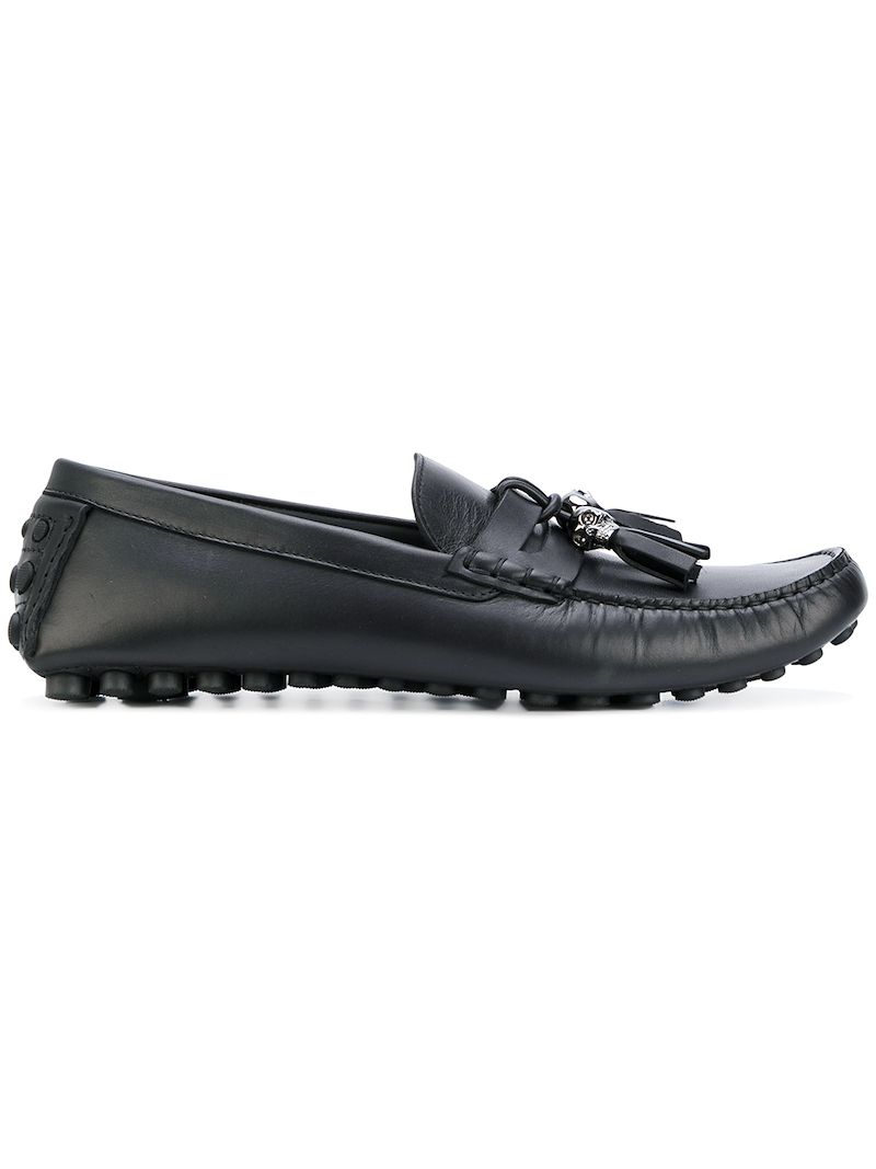 мокасины с черепами и кисточками Alexander McQueen