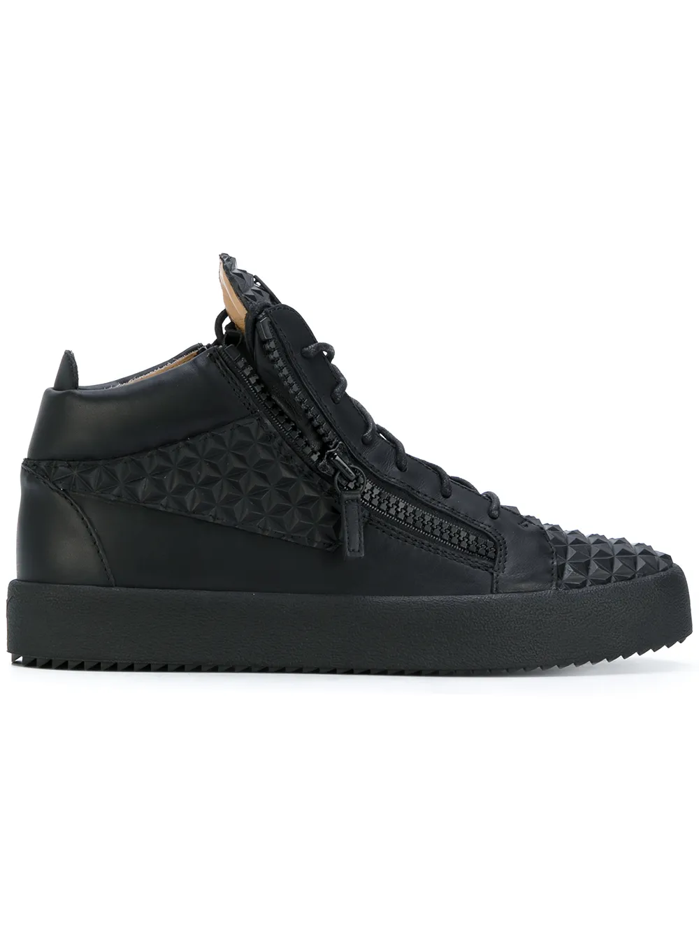 Giuseppe Zanotti Design Sneakers Alte 'Kriss' Con Borchie 3D - Tendenza classica, vale la pena avere Giuseppe Zanotti Design Sneakers Alte 'Kriss' Con Borchie 3D - Tendenza classica, vale la pena avere