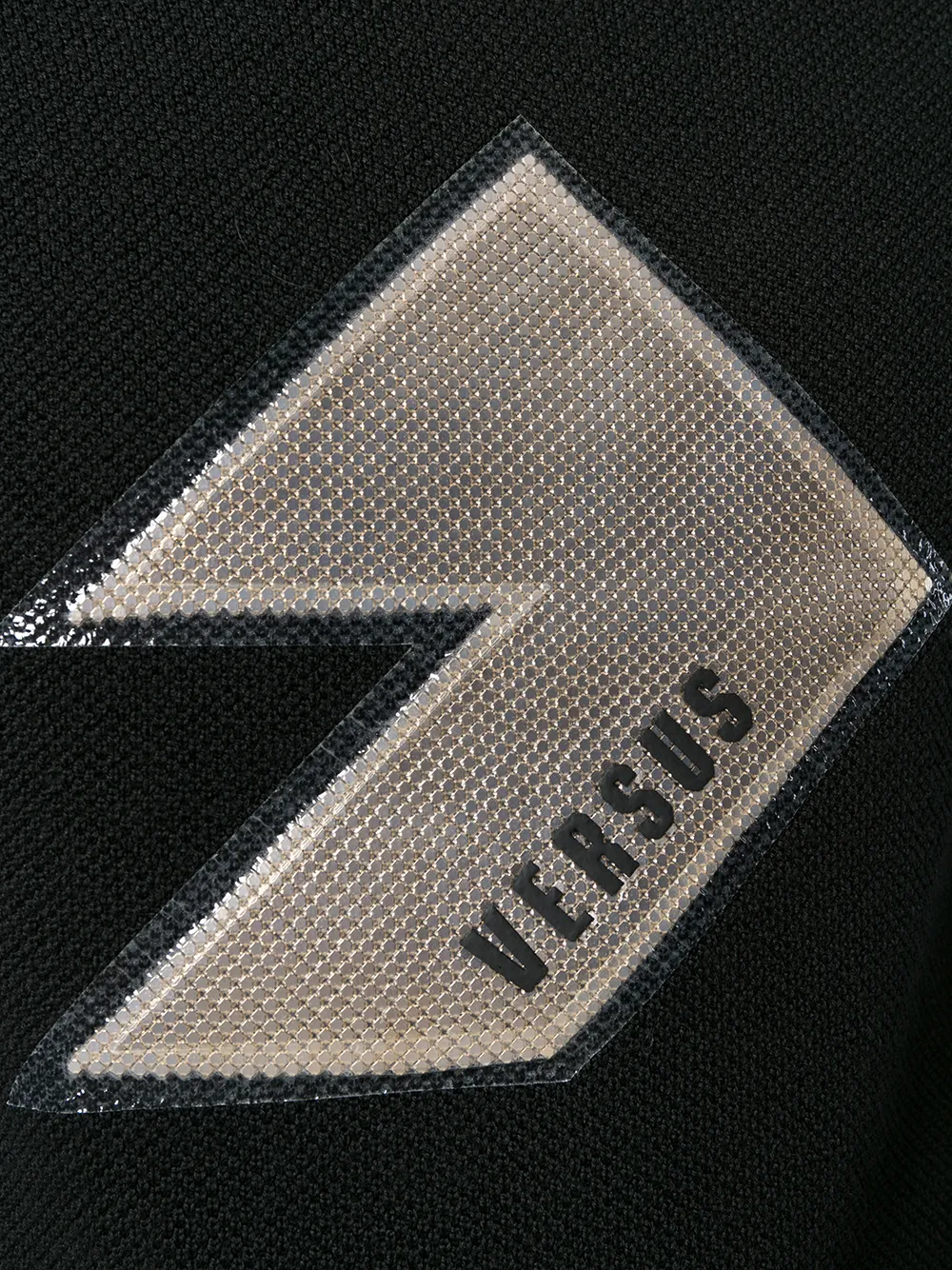 versus logo饰毛衣