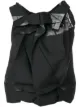 الصورة 1 من 132 5. Issey Miyake بلوزة