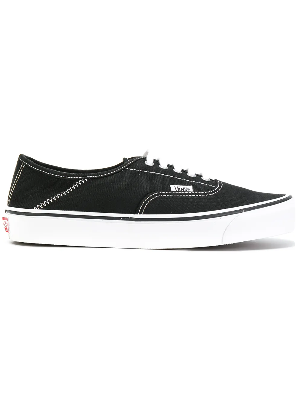 Vans Sneakers - Tendenza classica, vale la pena avere Vans Sneakers - Tendenza classica, vale la pena avere