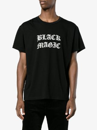 Black Magic T恤展示图