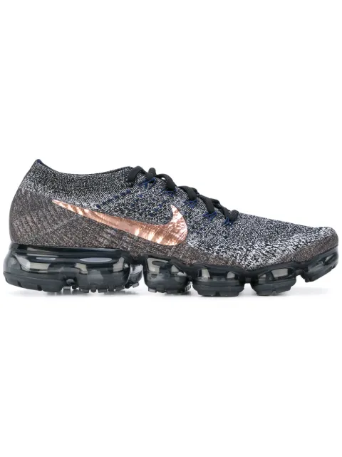 Nike Air Vapormax Flyknit sneakers