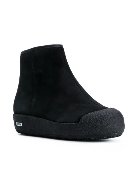 bally curling shoes