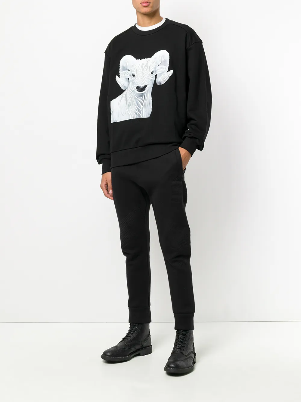 Juun.J Ram embroidered sweatshirt Zwart