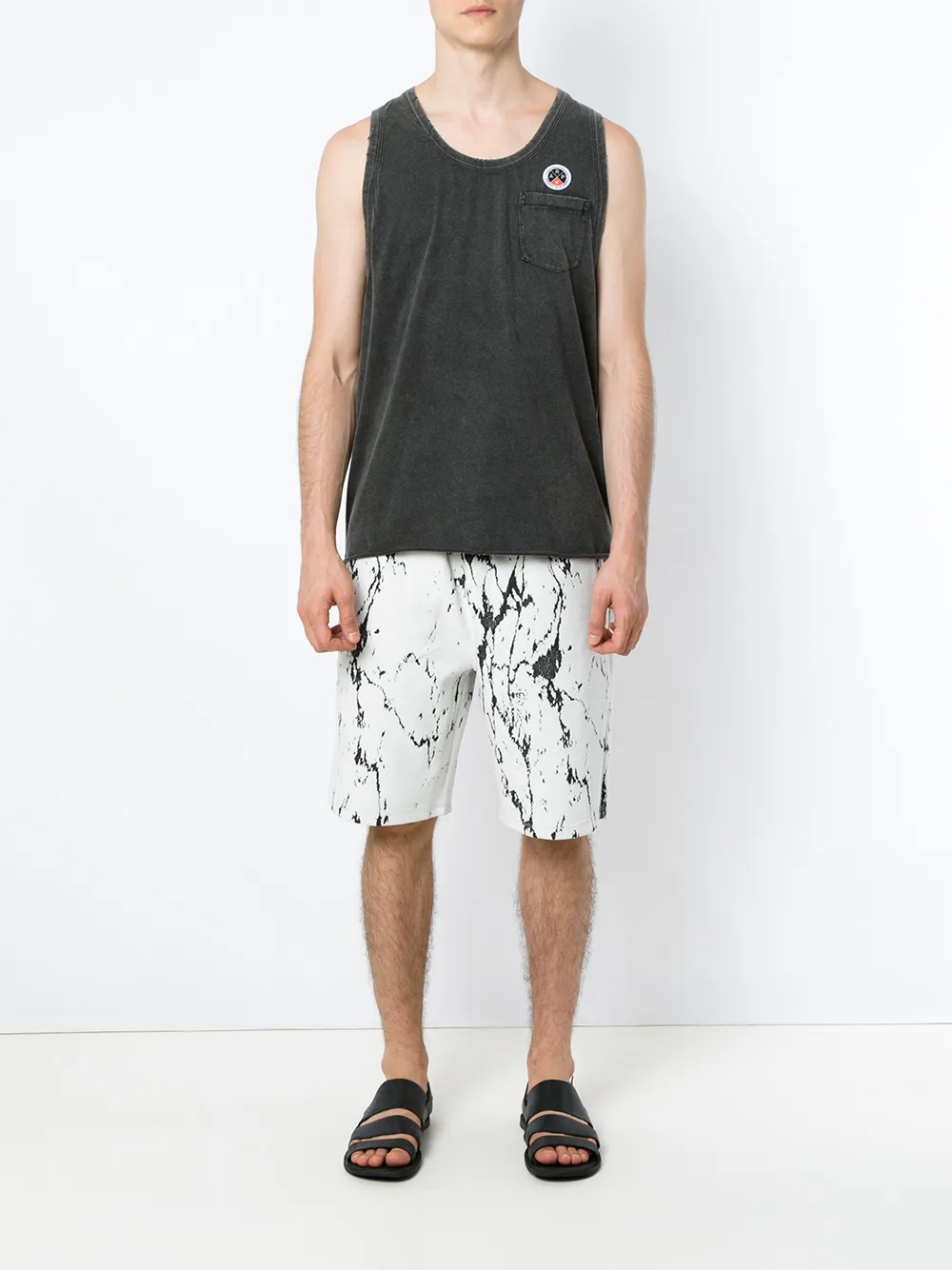 Osklen chest pocket tank | Chalecos y camisetas | Image 2