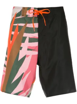 Short esportivo