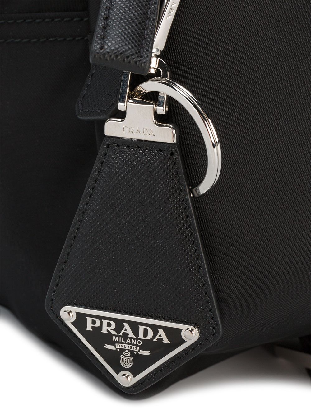 фото Prada брелок с логотипом