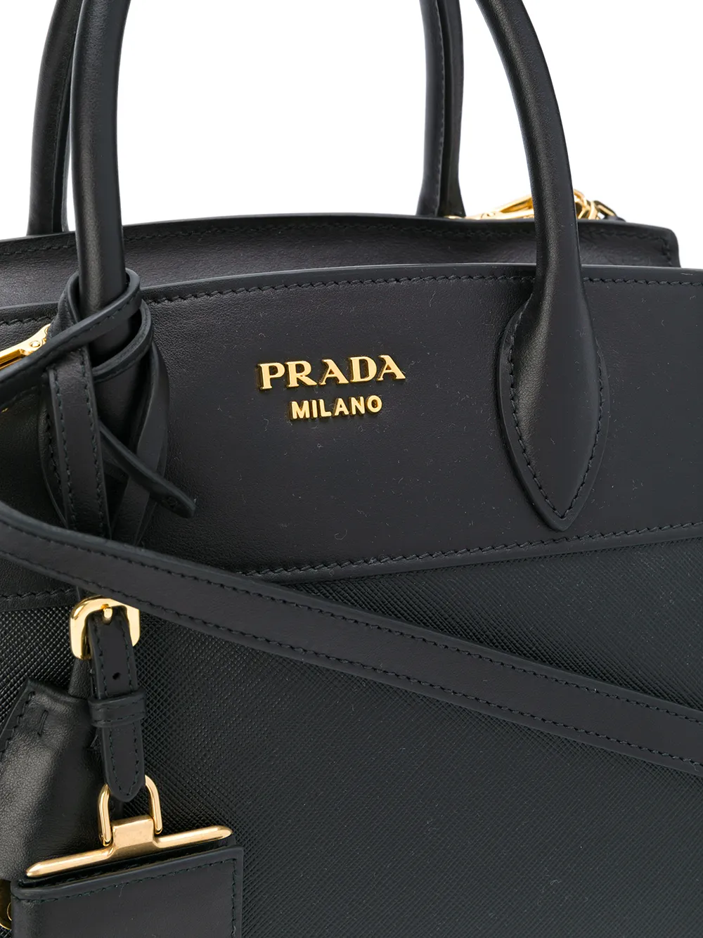 prada esplanade medium