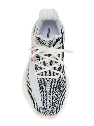 Yeezy Boost 350 v2 Zebra运动鞋展示图