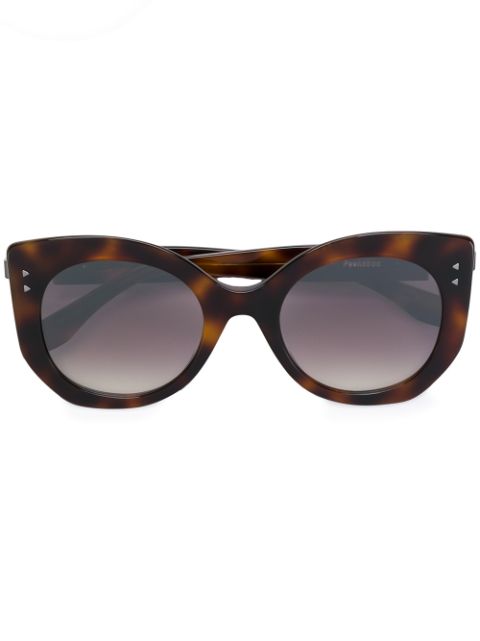 Shop brown Fendi Eyewear Peekaboo sunglasses with Express Delivery ...
