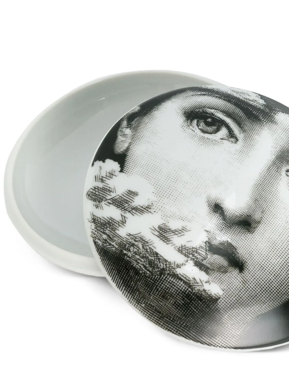 Fornasetti Tema e Variazioni n.139 round box | Image 5