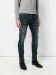 AMIRI スキニージーンズ
