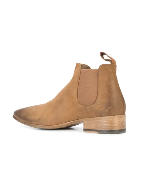 pointed toe flat chelsea boots
