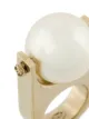 Chanel Pre-Owned oversized pearl ring