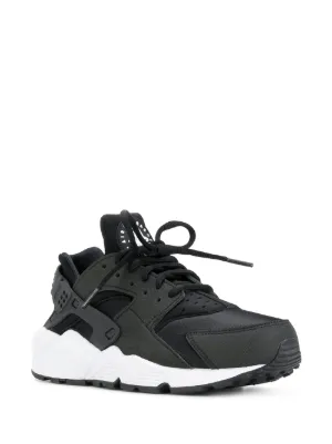 nike huarache girl black