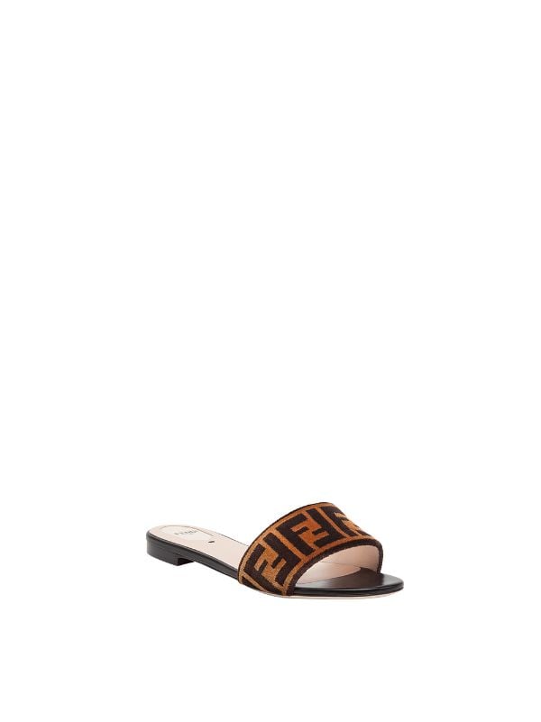 Fendi open toe flat sandals HK$4,543 