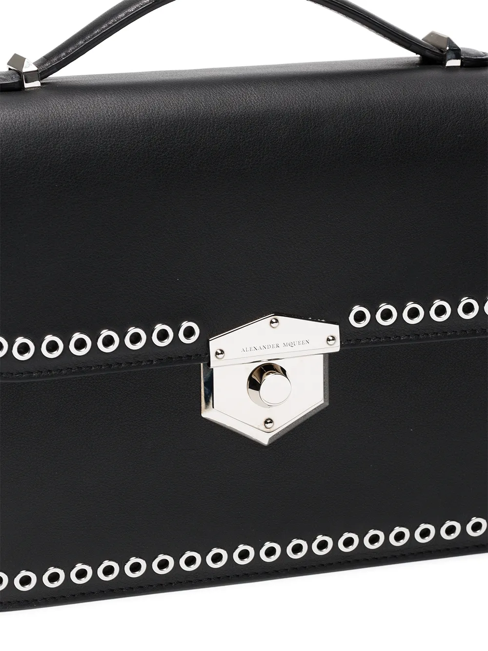 Alexander McQueen black medium eyelet leather box bag Zwart