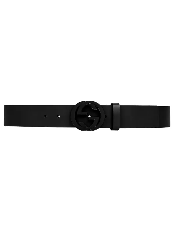 Shop black Gucci Leather belt with 