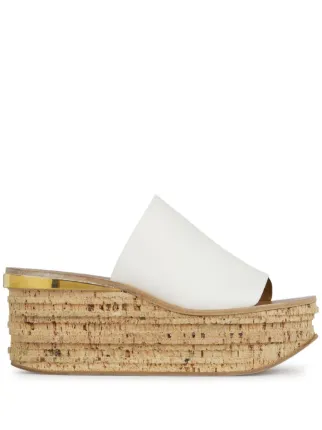 Chloé